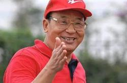 青岛双星名人集团84岁总裁发文称遭儿子儿媳等抢公章“逼宫”？儿媳回应：目前找不到他，“不在家也不在公司”，不知是否为其本人所发
